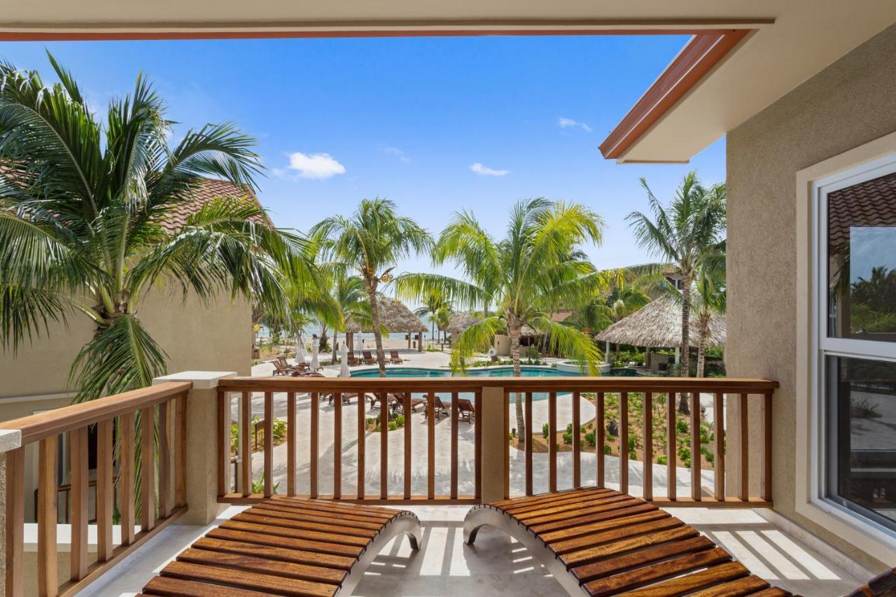 Sirenian Bay Resort Placencia Bagian luar foto
